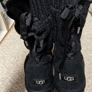 Black Ugg boots size 8